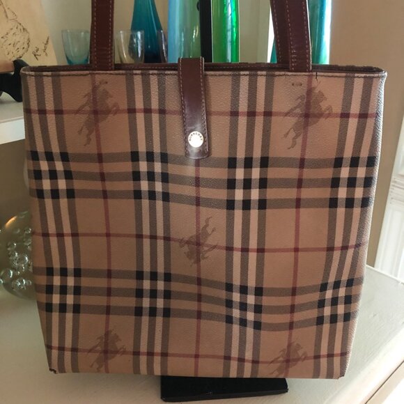 Authentic BURBERRY Vintage Haymarket Check Tote - Picture 3 of 12